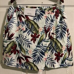 Lady Hagen Women's 16" Palm Overlap Snap Golf Skort, Painterly Palm Mint, Size 8